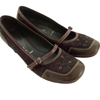 Vintage Italian Brown Leather & Suede Mary Jane Kitten Heels
