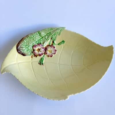Vtg. Carlton Ware "Australian Design" leaf dish