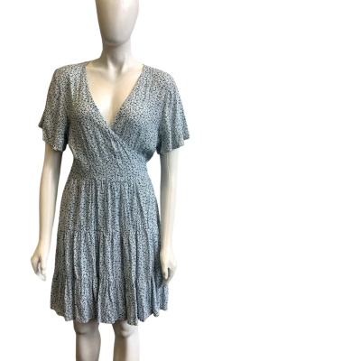 Ghanda Women's Size L Short Sleeved Mini Wrap Dress Blue Floral 