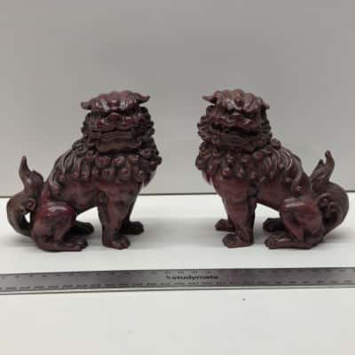 Vintage Faux Cinnabar Red Resin Chinese Foo Dog Guardian Lions Figurine Pair As Is 