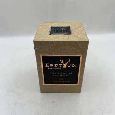 BNIB Hart Co Triple Scented Soy Candle Waterlily & Jasmine Brica2