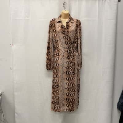 Spicy Sugar Womens  Size 14 Wrap Dress Animal print 