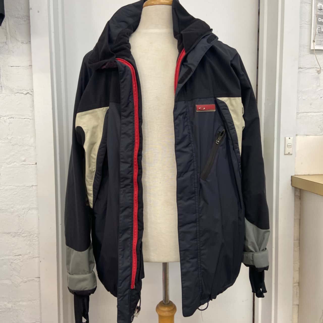 Oakley Road Fuel 3 jacket L Black (s)