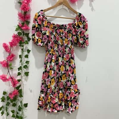 Sportsgirl Womens Short Sleeve Floral Dress Size 10 Black  / Floral 