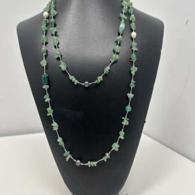 Green Stone and Pearl  Womens Beaded Necklace 