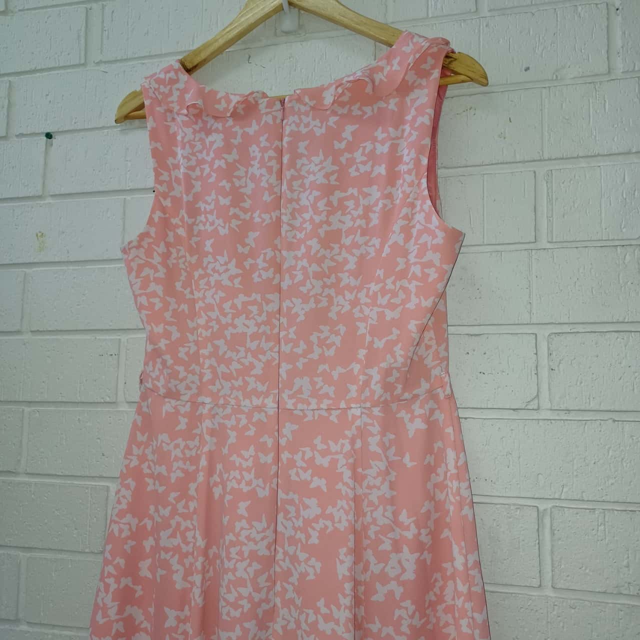 Review Size 10 Peach Pink Dress Flower Pattern Girly White Floral