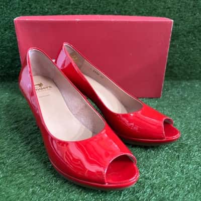 Wonders Red Patent Leather Peeptoe Heels Size 37