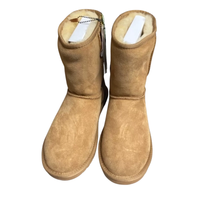 UGG Unisex Size 7 / 9 Half Boots /Chestnut