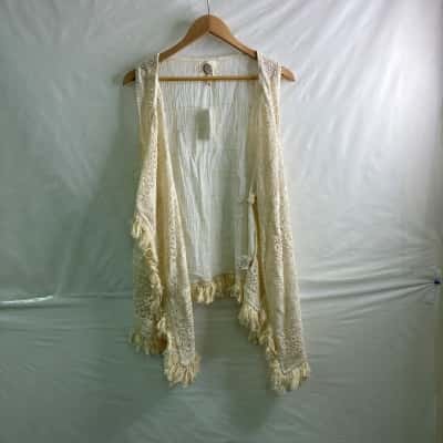Anthropologie / Lilka Womens Size L Cream / Off White BNWT