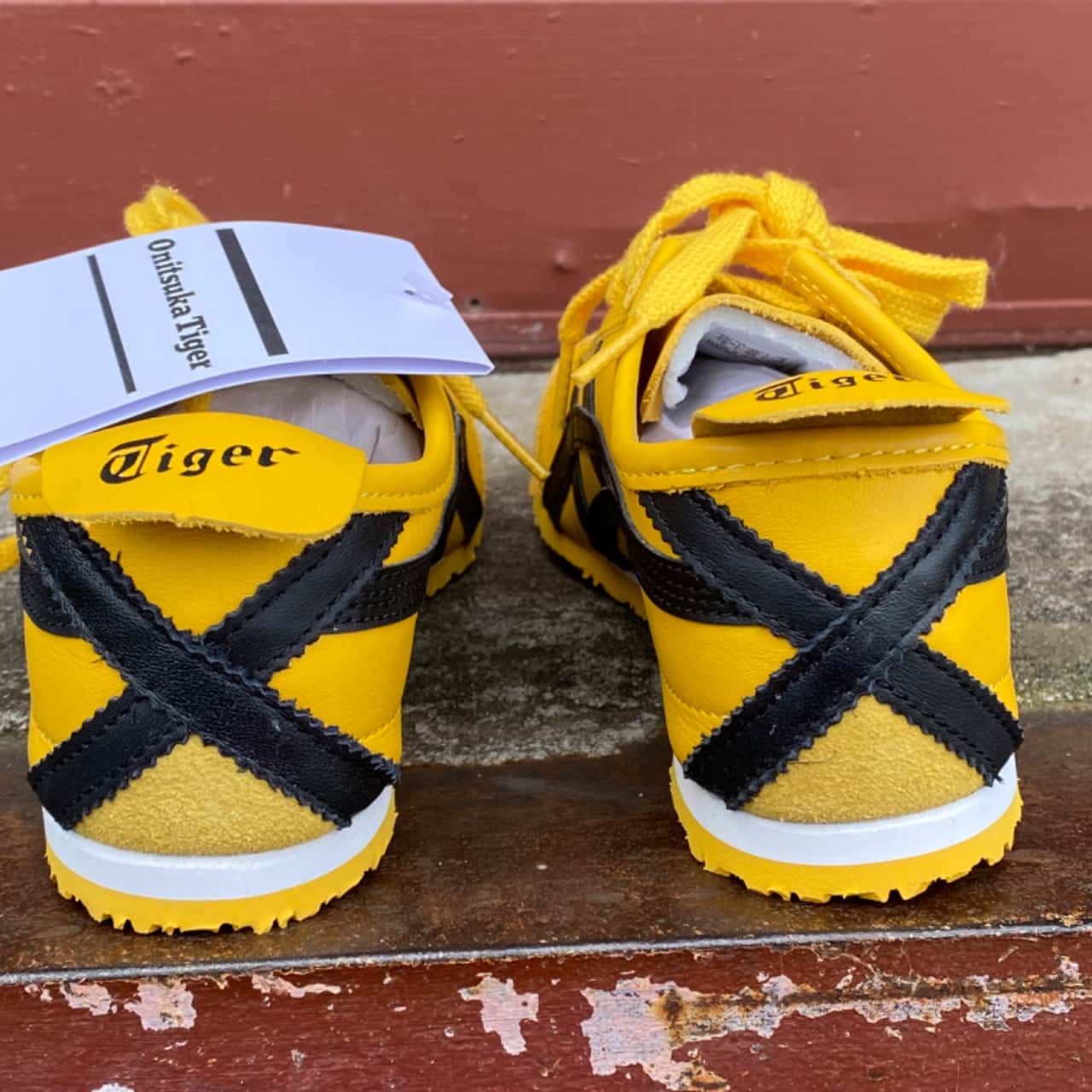 Onitsuka Tiger Unisex Size 36 Black/Yellow Mexico 66™ Sneakers