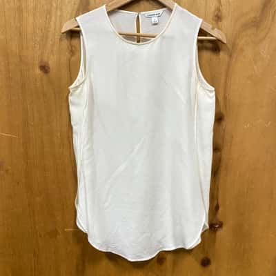 Country Road Off-White Sleeveless Blouse Size 8
