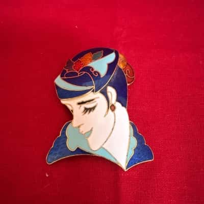  Women's Enamel Brooch featuring a Women in Profile 