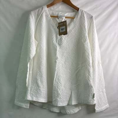 Kathmandu Womens  Size 16 Long Sleeve Top White 
