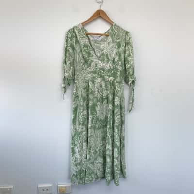 Avamia Green Pattern Short SLeeve Maxi Dress Size 14 