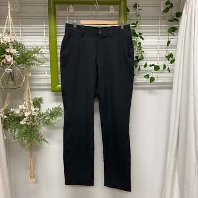 Under Armour Brand new With Tags Mens  Size 32 Matchplay Tapered Pants Black  