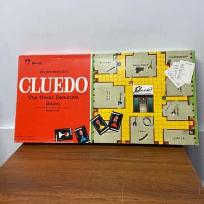 Vintage Edition Waddingtons Cluedo board game 