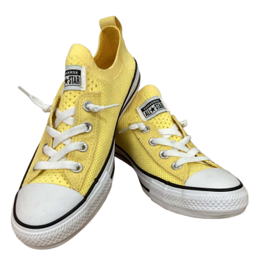 Converse Womens  Size 8 Sneakers Yellow 