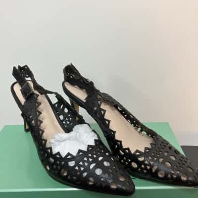 Midas Womens  Size 37 Heels Black  