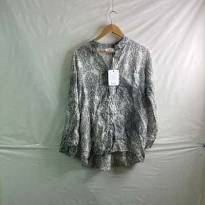 Bottega Moda Womens Size 10 3/4 Sleeve Top Grey BNWT
