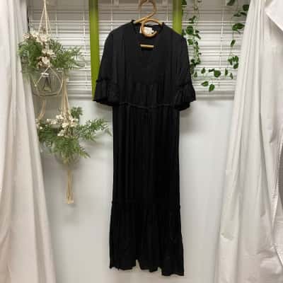 Munthe  Womens  Size 40 Maxi Dress Black  