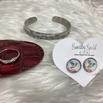  Womens Bangle / Earrings / Ring Multicoloured / Other / Silver 