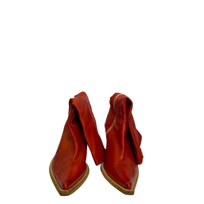 Vero Cuoio Womens  Size 40 Boots / Heels Red 
