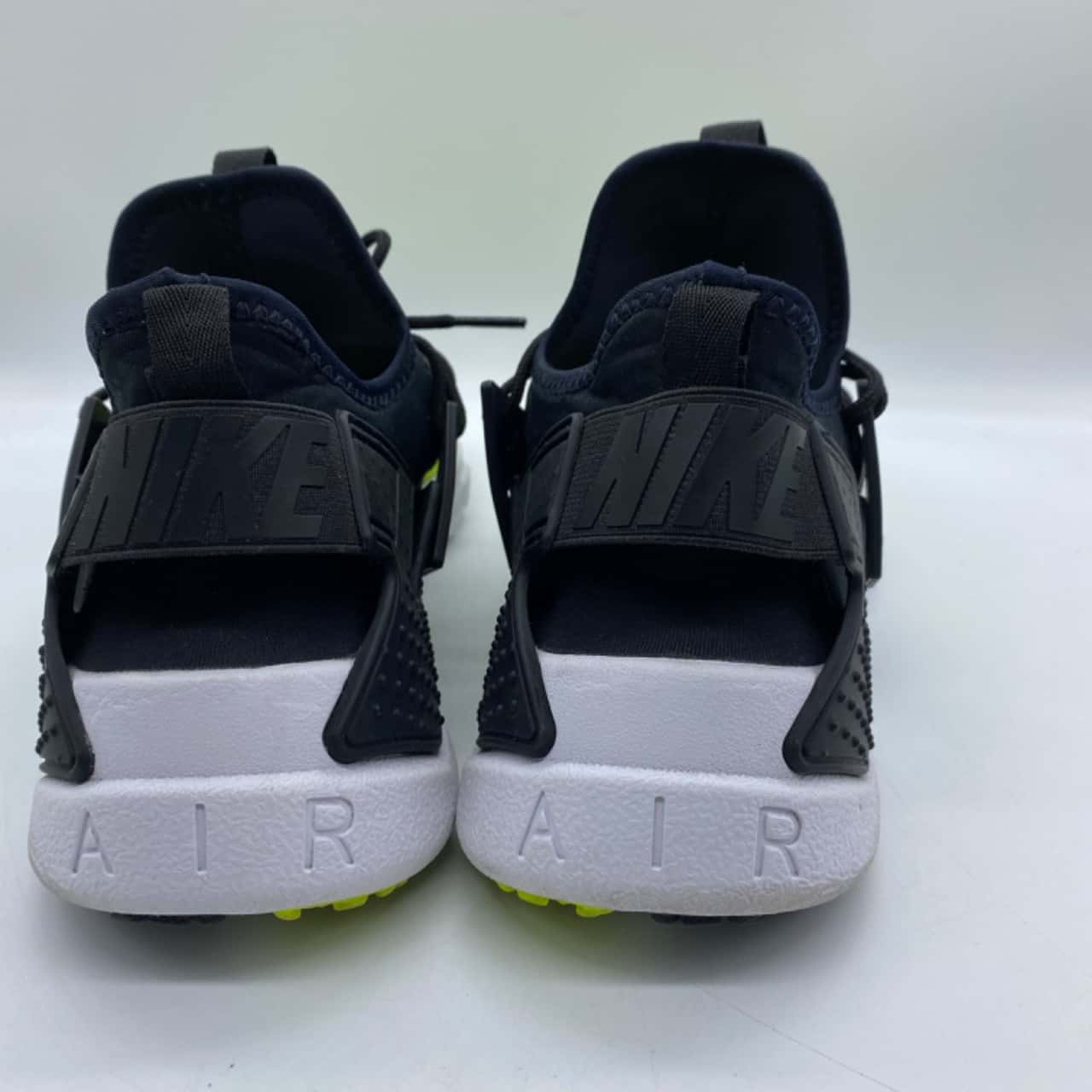 nike huarache mens 9.5