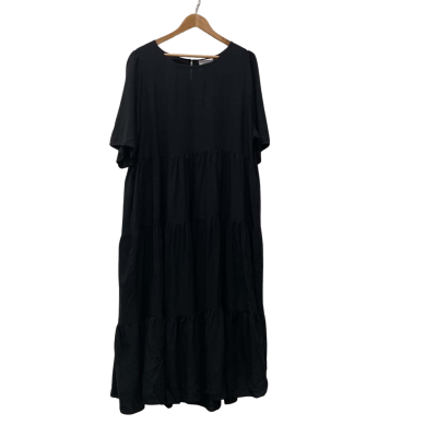  Womens  Size 18 Casual Dress Black  