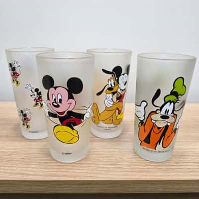 Vintage Disney Frosted Glass Tumbler Set – Monkeys of Melbourne – Mickey, Minnie, Goofy & Pluto – 18cm