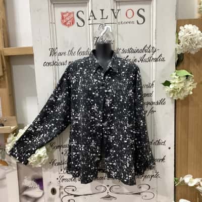  Jody K Design Sydney-Australia Brand! NWOT MADE IN AUSTRALIA! BUTTON UP LONG SLEEVE SHIRT! Womens  Size XXL Button Up Top / Long Sleeve Shirt Black  / Pattern / White 