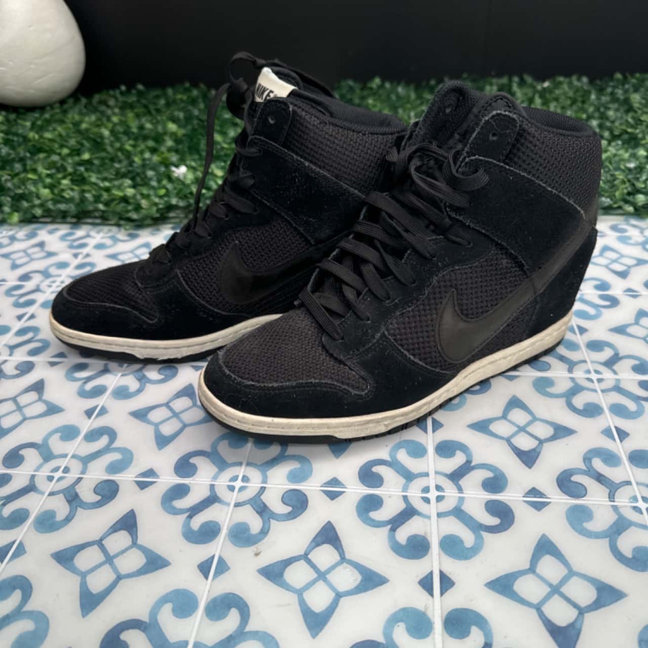 buy nike sky high dunks