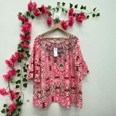 W. Lane Womens Size 18 Short Sleeve Top Pattern / Pink  