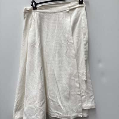 Bec & Bridge Womens  Size 6 Wrap Skirt -raw edge- pockets -White 