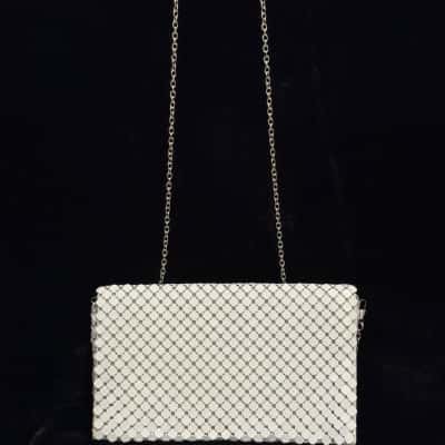  Womens Silver / White clutch purse