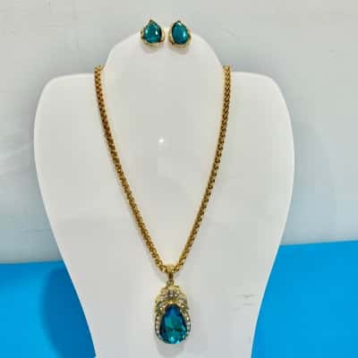 Gold Gemstone Blue Aqua Faceted Pendant Necklace & Matching Clip On Earings
