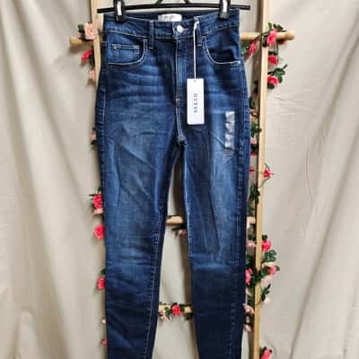 Womens GUESS Super High Rise Jeans Size 27 RRP $129.95