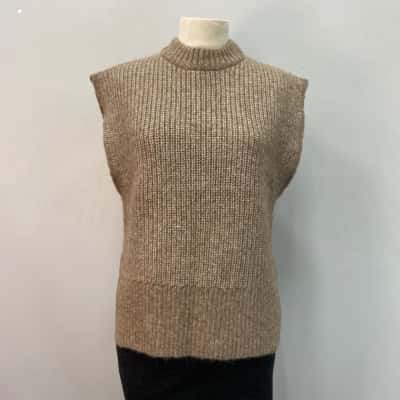 Zara Womens  Size S Brown Chunky Knit Vest