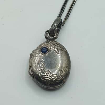  Womens Necklace Navy Blue / Silver 