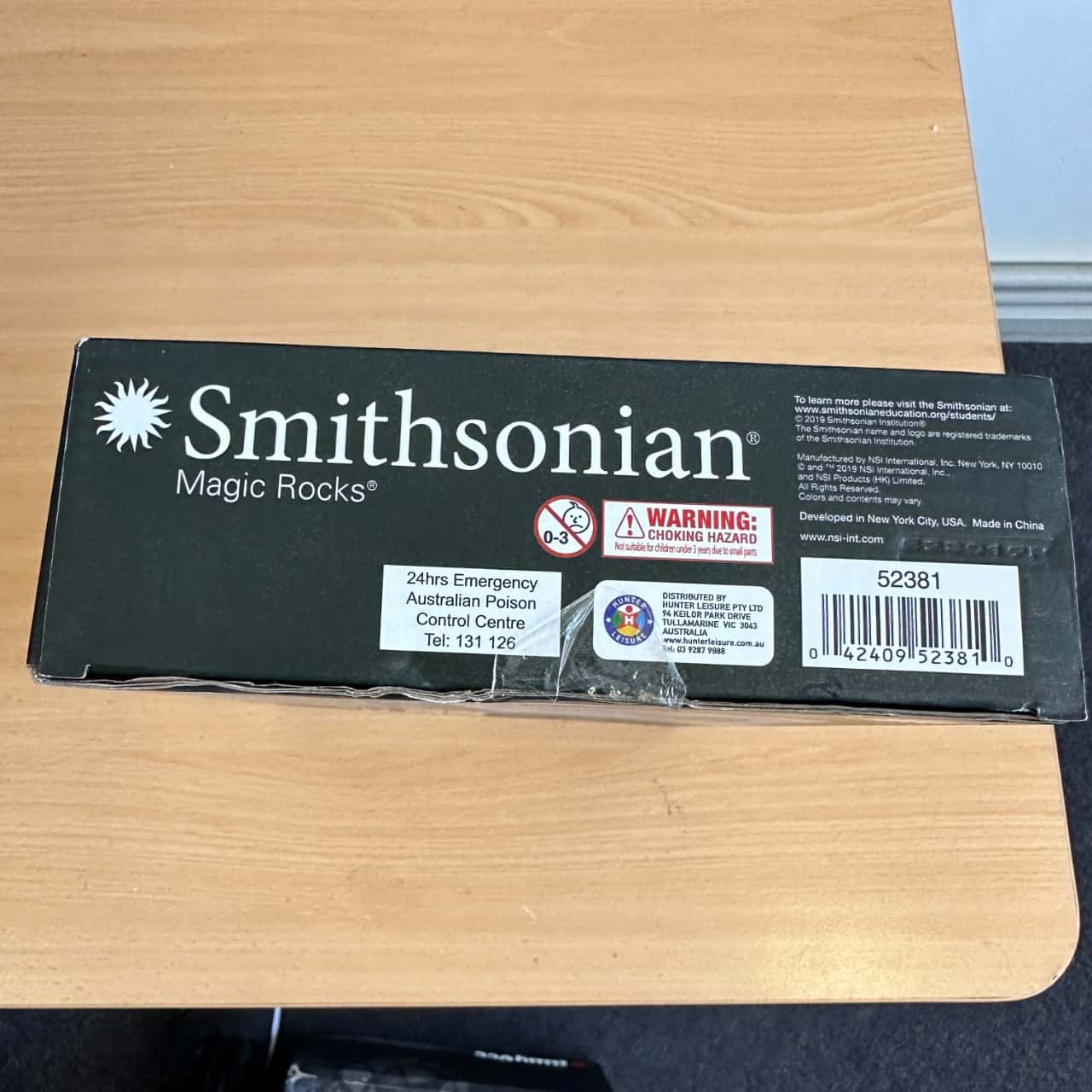 Brand New The Smithsonian Magic Rocks making Kit (s)