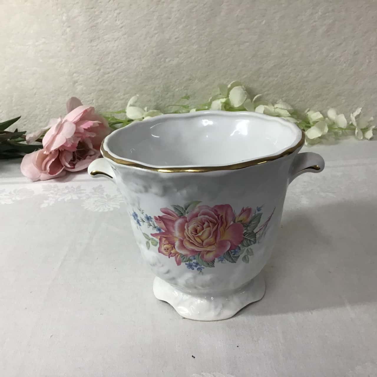 *REDUCED* Maryleigh Pottery Staffordshire England Decorative White