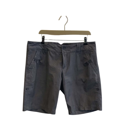 Kathmandu Womens Size 14 Shorts Grey Pinstriped