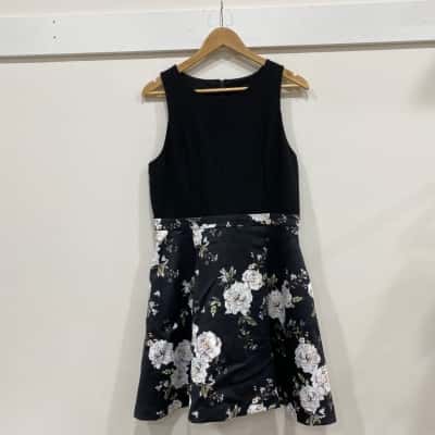 Forever New Womens  Size 14 Sleeveless Dress  Black  / Floral 