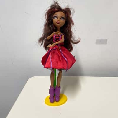 Scarily Ever After Clawdeen Wolf Monster high doll 2008