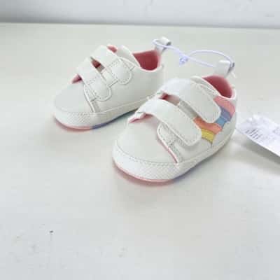 Dymples White Baby Shoes Size 1 