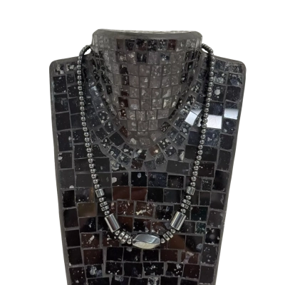 Hematite Crystal/Stone Beaded Necklace (38 grams)