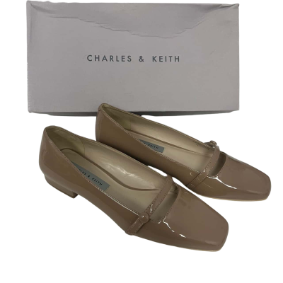 Charles & Keith Womens Shoes Size 36 Beige 