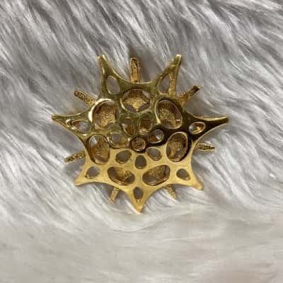  Womens Vintage Brooches & Pins
