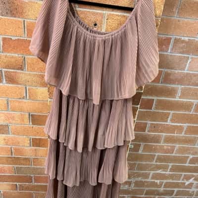  Womens  Size 18 Maxi Dress Beige Frill 