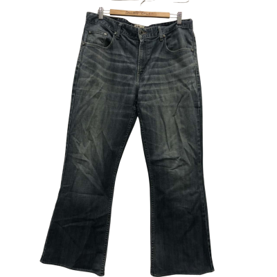 Levi Strauss & Co. Mens  Size 35 Straight Leg Jeans 