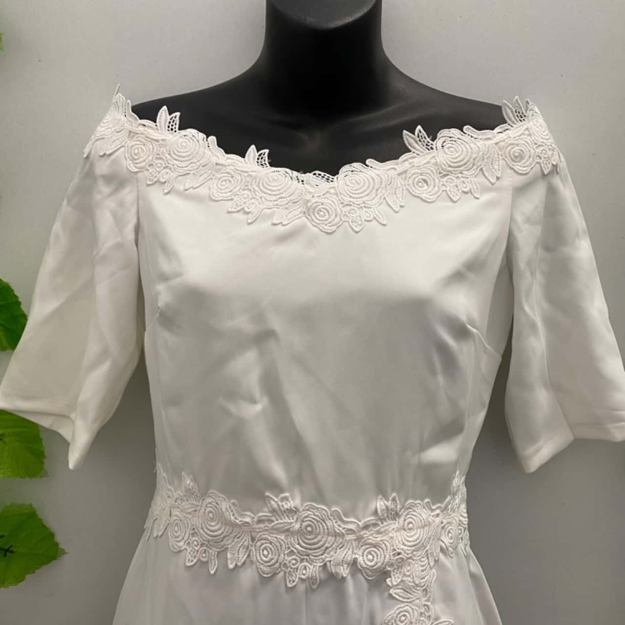 Womens PAPER DOLLS London Off White Fishtail Dress Brand New(s)